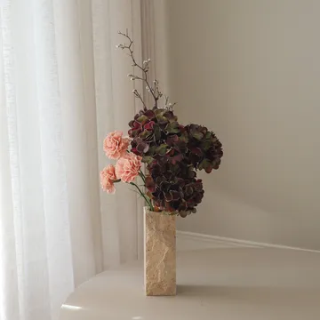 Moody blush kunstig bukett - Hortensia, nellik, kvist, 97 cm - Botané