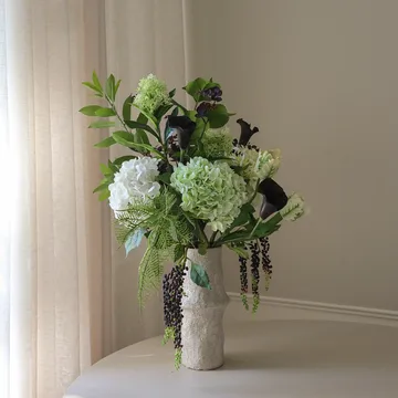 Moonlit Garden kunstig bukett - Hortensia-papegøyetulipan-kalla, 106 cm, 17 stk - Botané