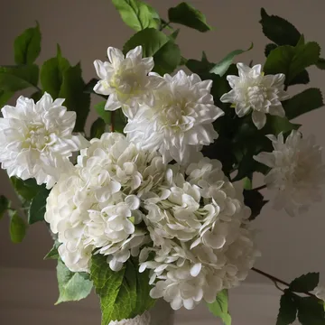 Soft Serve kunstig bukett - Hortensia-georginer, 8 stk - Botané