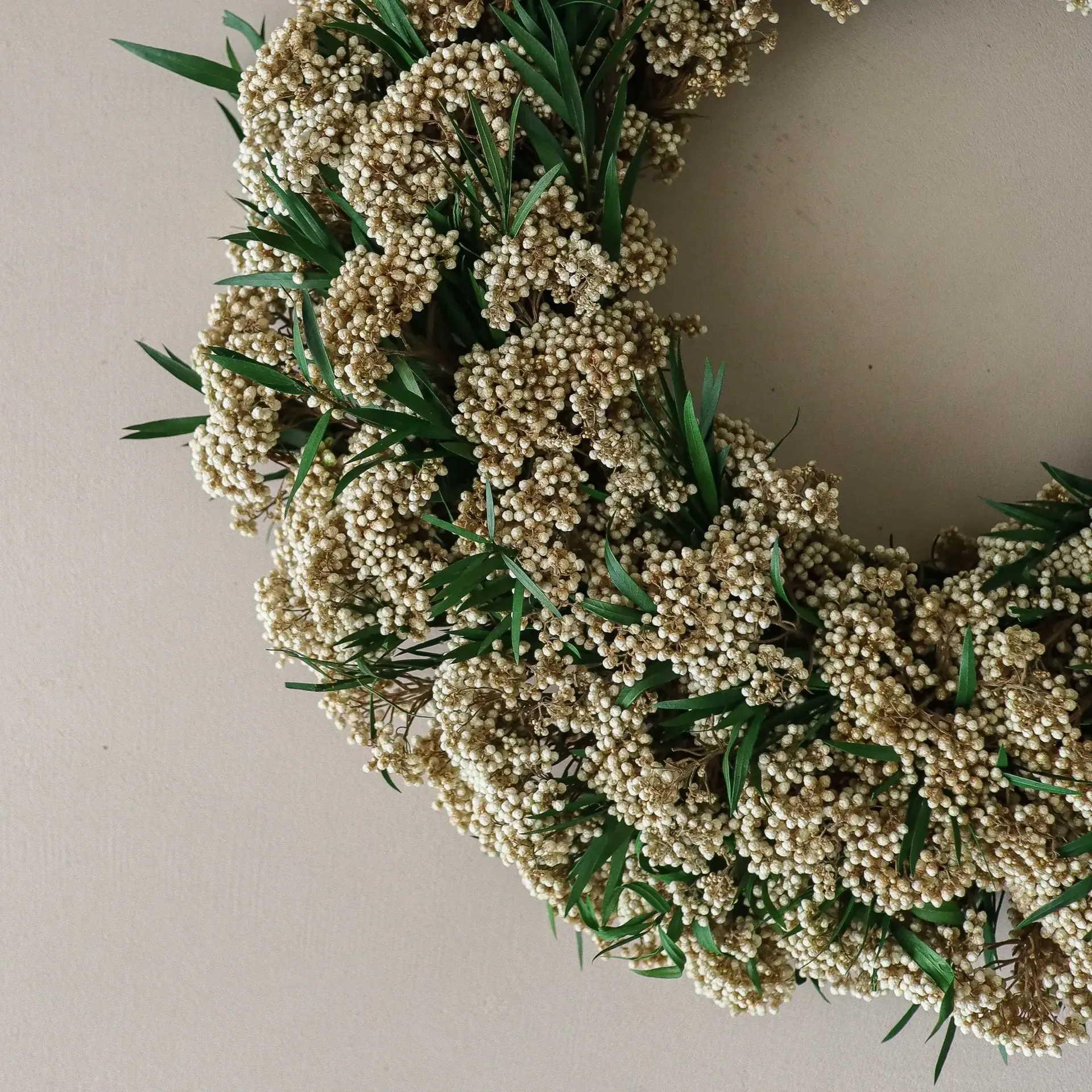 Whisper Meadow Wreath blomsterkrans, Risblomma, Ø40 cm Botané