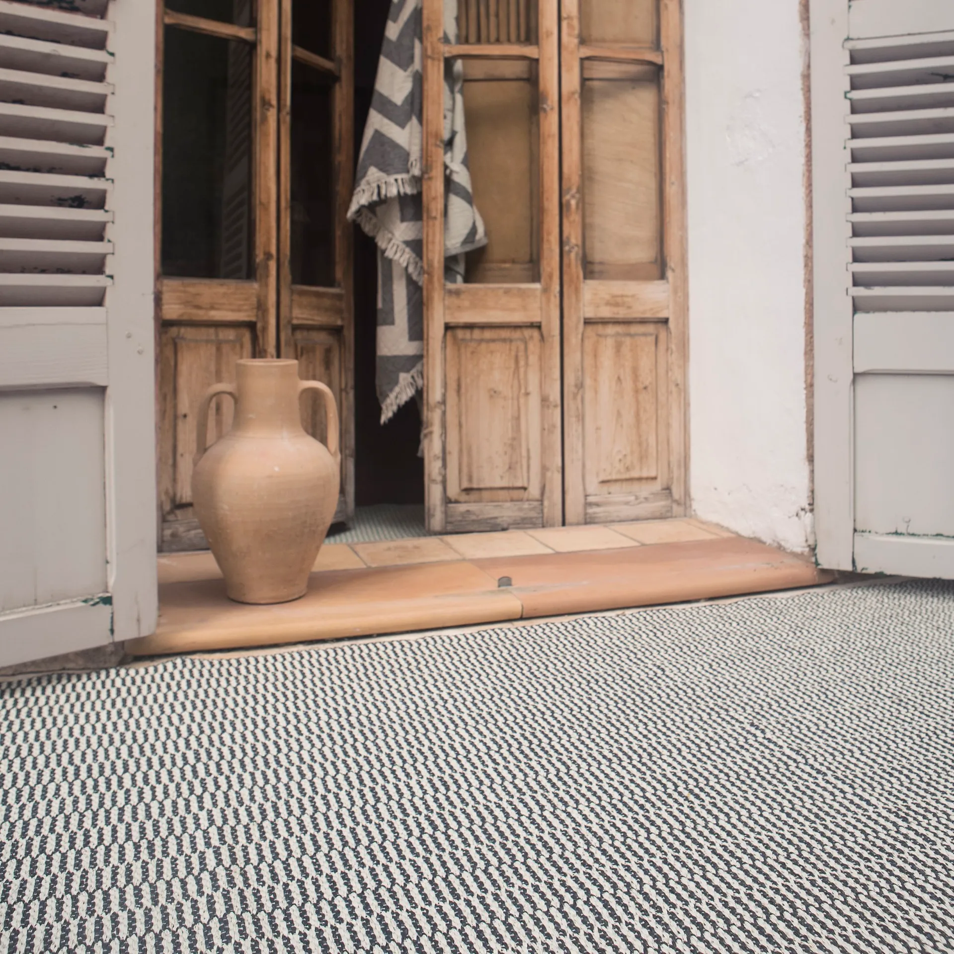 Pemba gulvteppe beluga, 70x200 cm Brita Sweden