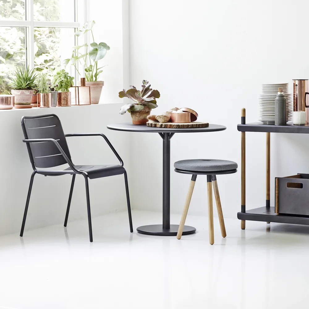 Go kafébord Ø80 cm, Lava grey-lava grey Cane-line