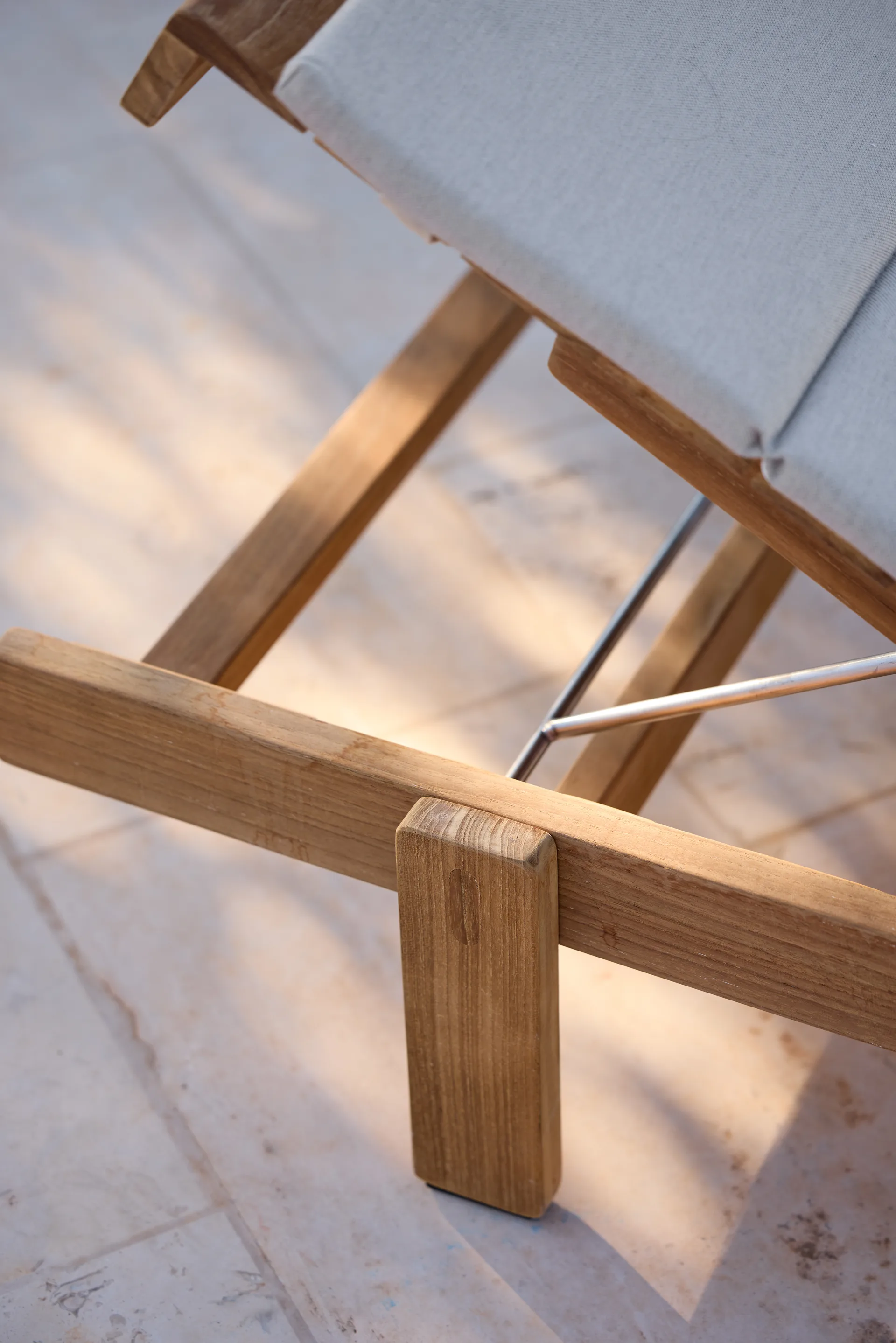 Vista solseng, Teak Cane-line