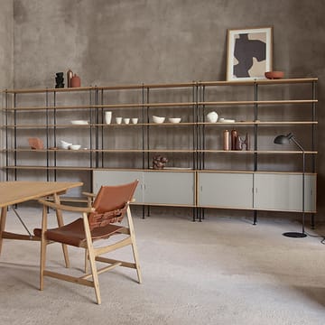 BM0253 150x129 cm hyllesystem - Oljet eik-svart - Carl Hansen & Søn