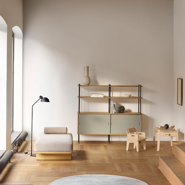 BM0253 150x60 cm hyllesystem, Oljad valnöt-svart -> Oljet valnøtt-svart Carl Hansen & Søn
