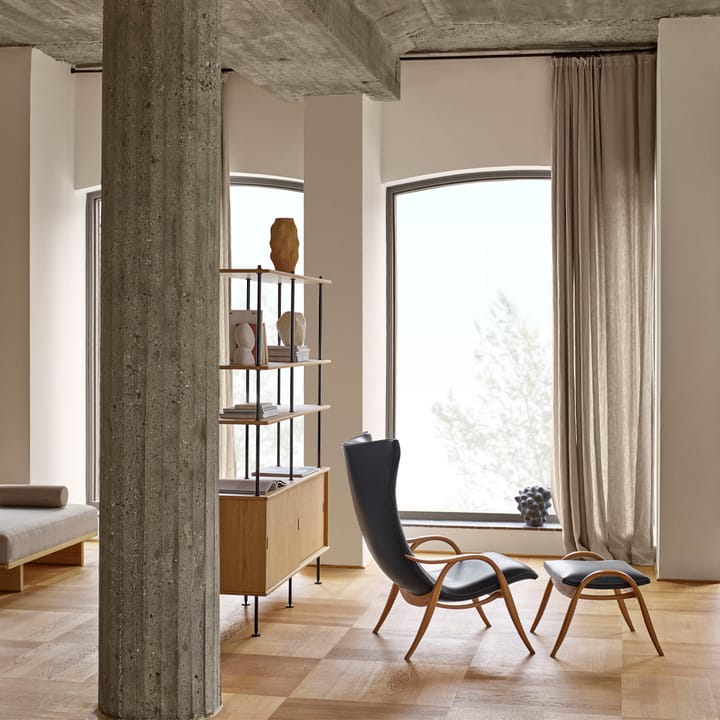 BM0253 150x60 cm hyllesystem, Oljad valnöt-svart -> Oljet valnøtt-svart Carl Hansen & Søn
