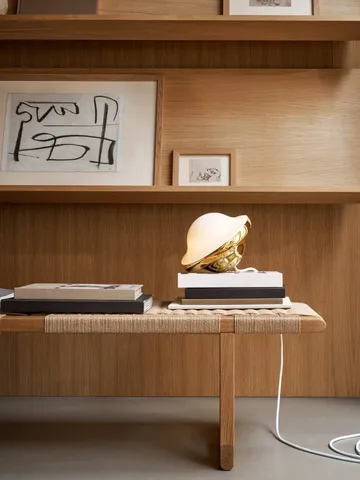 Bubi-lampen bordlampe - Messing, 18,5x16,5 cm - Carl Hansen & Søn