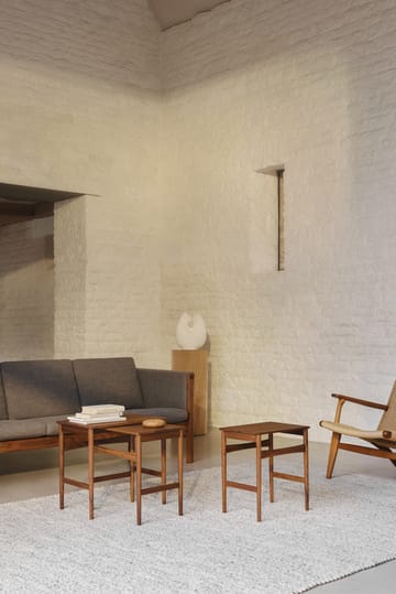 CH004 nesting tables satsbord - Oljad valnöt -> Oljet valnøtt - Carl Hansen & Søn