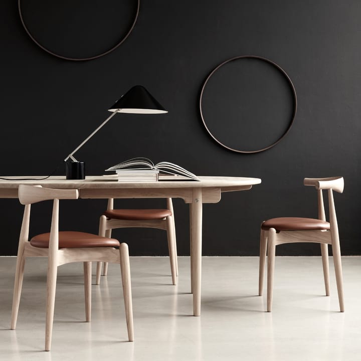 CH20 stol, Sif 90 lær natur-såpebehandlet eik Carl Hansen & Søn