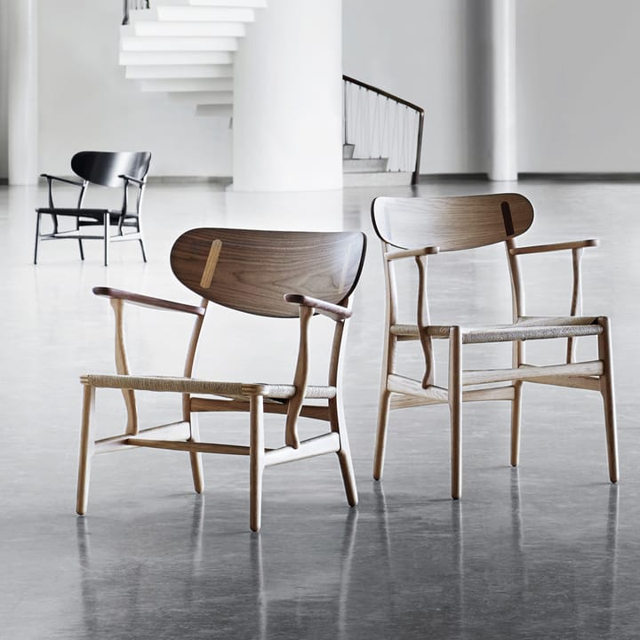 CH22 lenestol, Vitoljet eik-svart Carl Hansen & Søn