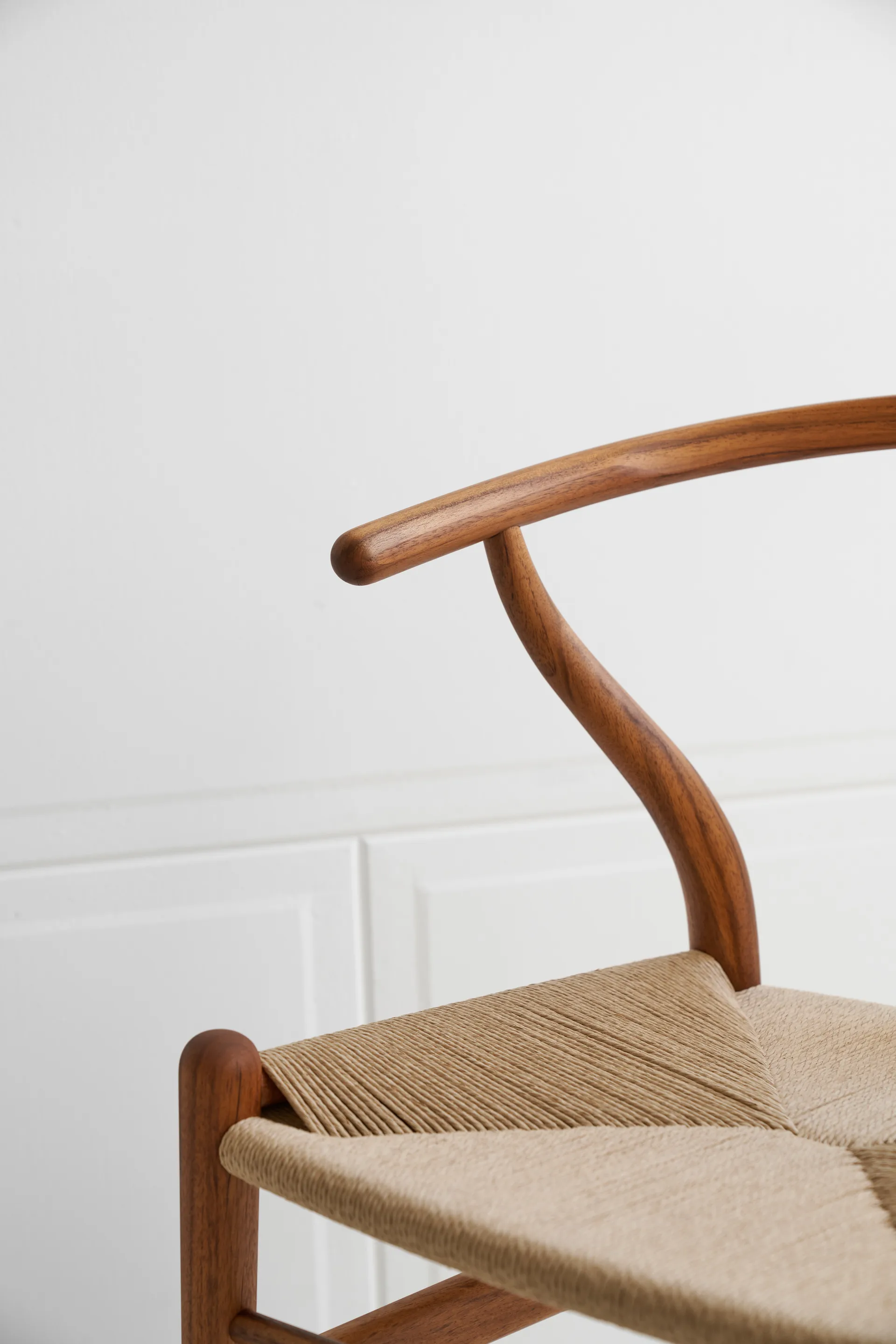 CH24 Y-stol, Oljet teak-naturflettet Carl Hansen & Søn