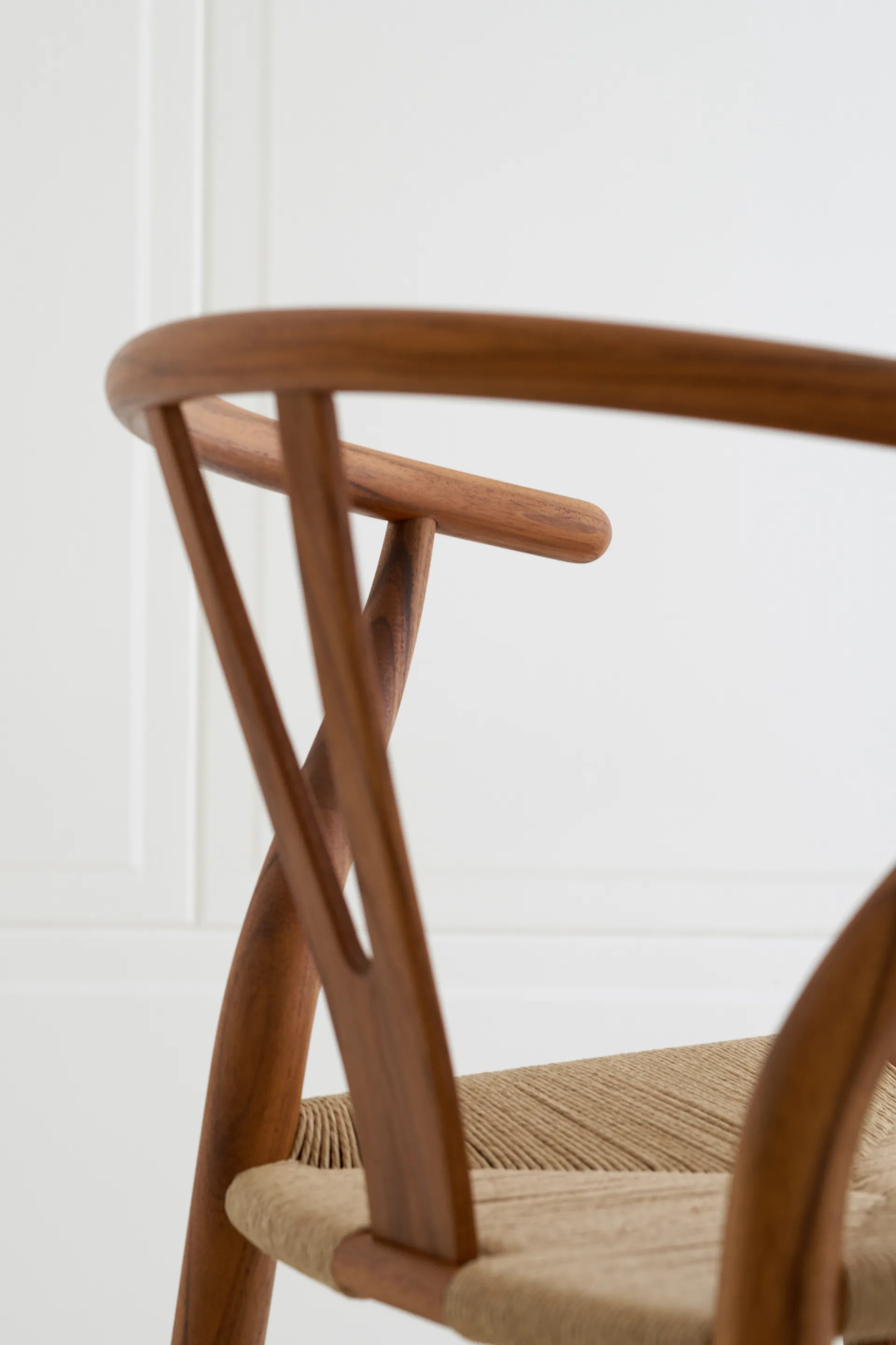 CH24 Y-stol, Oljet teak-naturflettet Carl Hansen & Søn