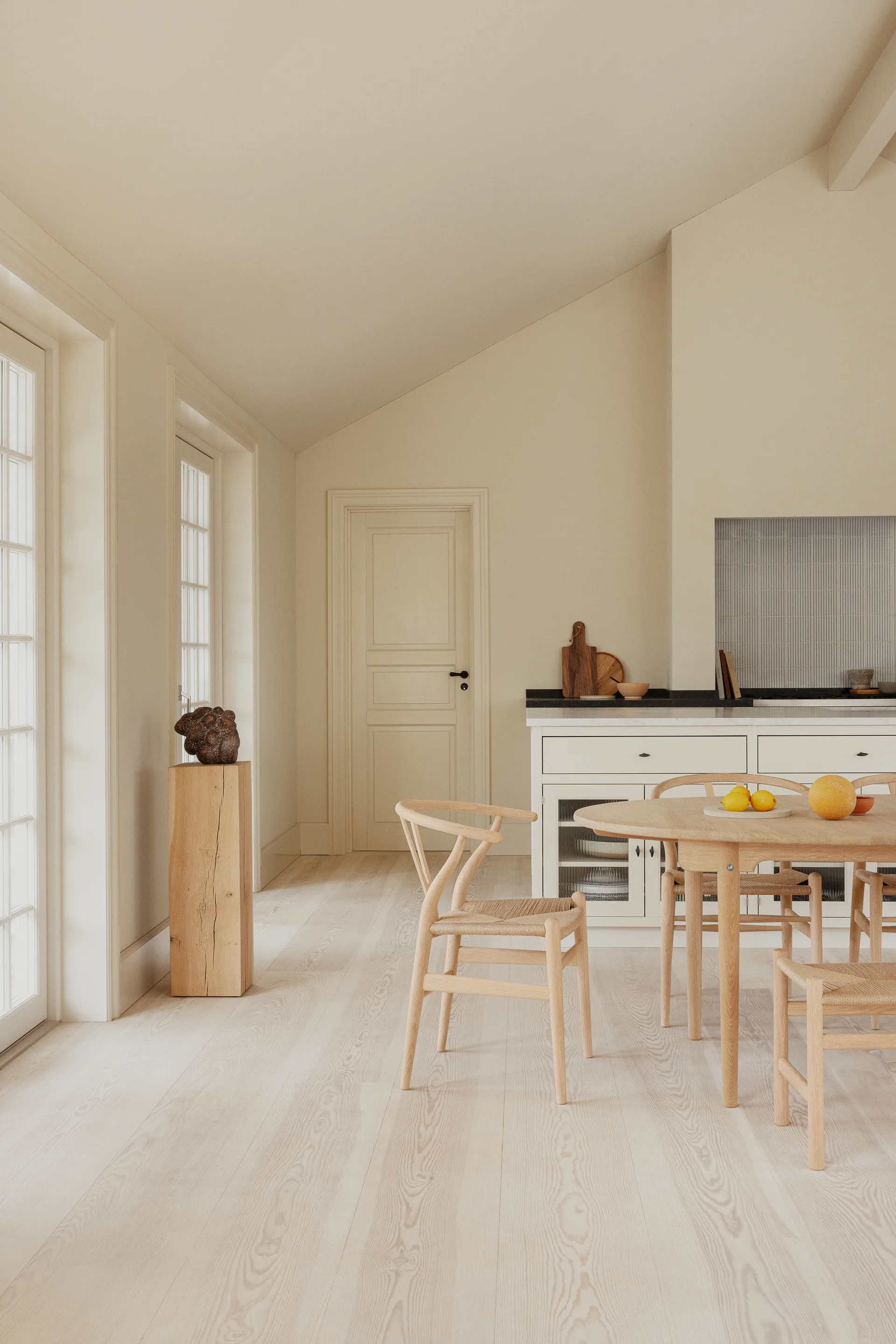 CH24 Y-stol, Såpet eik-naturflettet Carl Hansen & Søn