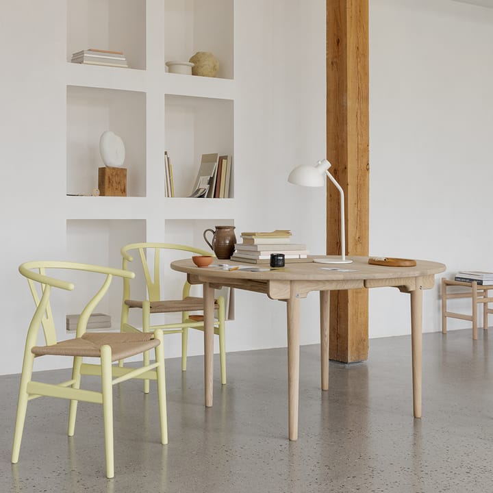 CH24 Y-stol Soft Crawford Wegner, Hollyhock-naturflettet Carl Hansen & Søn