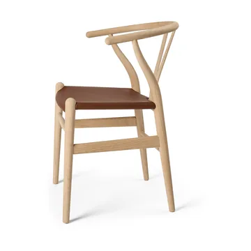 CH24P Y-stol - Lær Loke 7060-såpet eg - Carl Hansen & Søn