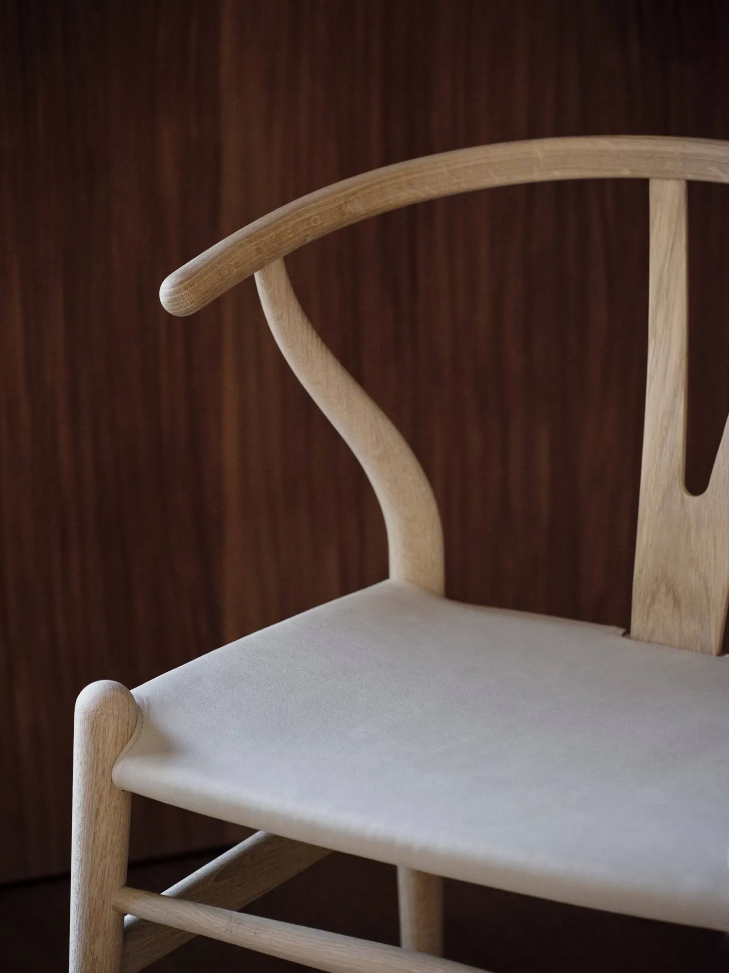 CH24P Y-stol, Lær Terra 20364-såpet eik Carl Hansen & Søn