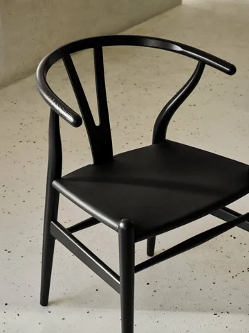 CH24P Y-stol - Lær Thor 301-svartlakkert eik - Carl Hansen & Søn
