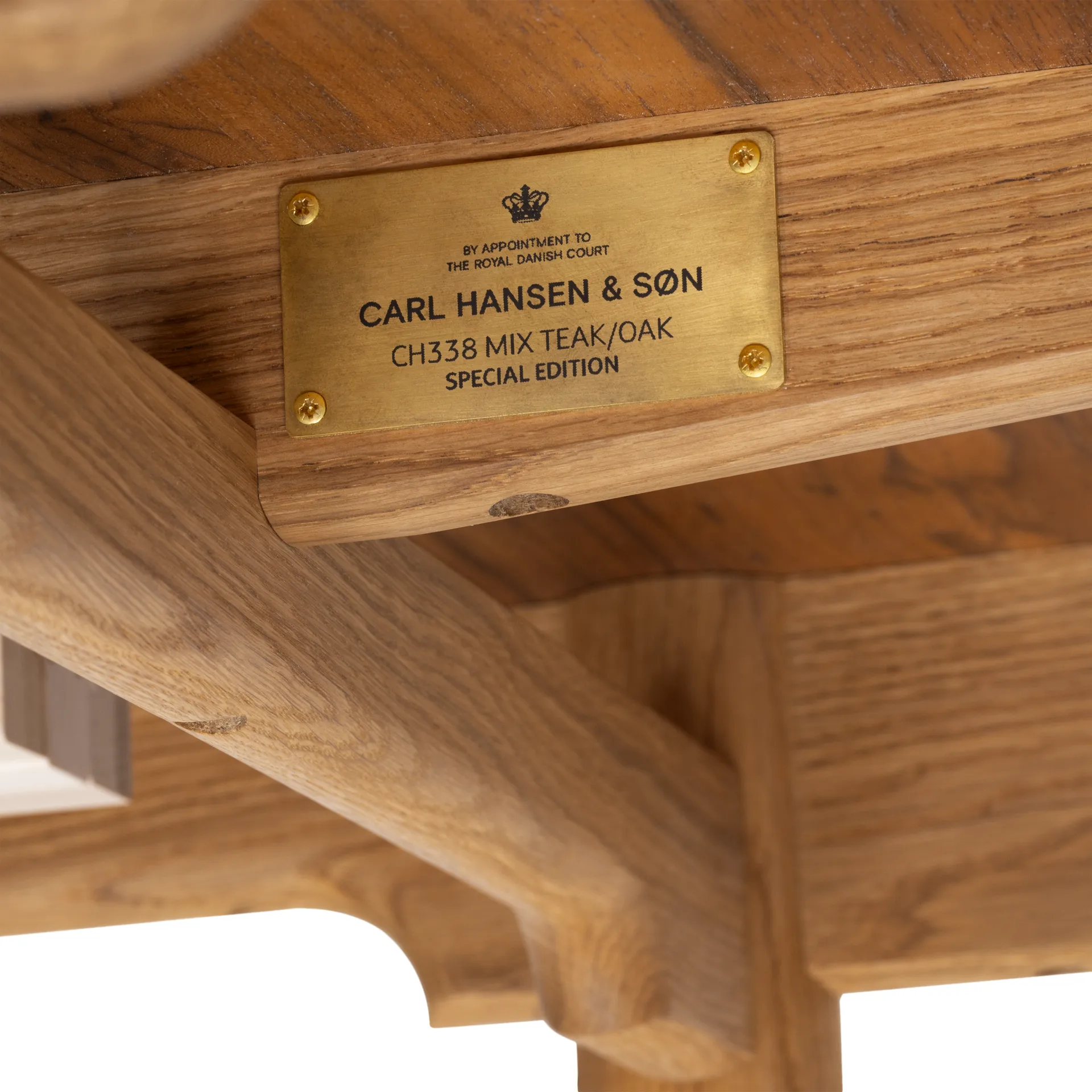 CH338 spisebord + 1 ilegg Special Edition, Teak-eik Carl Hansen & Søn