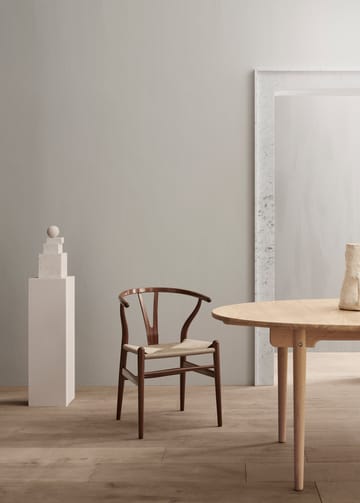 CH338 spisebord med plass til 2 ilägg - Hvitoljet eik - Carl Hansen & Søn