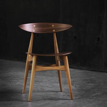 CH33T stol - Klarlakk eik - Carl Hansen & Søn