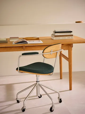 CH621 Swivel Chair snivestol - Stoff Vidar 1062 grønn-oljet eik - Carl Hansen & Søn