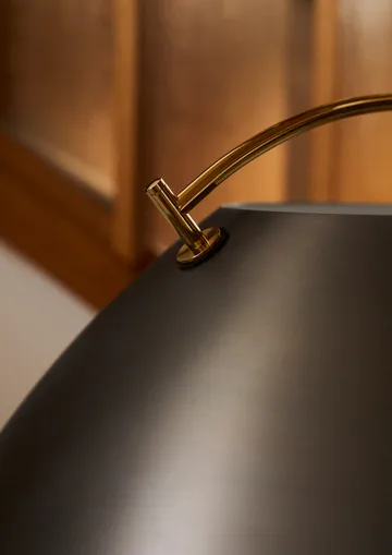 HJW37 The Pendant Birthday Edition - Antikk messing, med heis, Ø51 cm - Carl Hansen & Søn