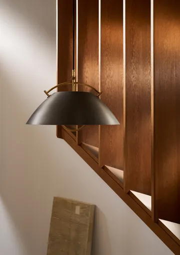 HJW37 The Pendant Birthday Edition - Antikk messing, med heis, Ø51 cm - Carl Hansen & Søn