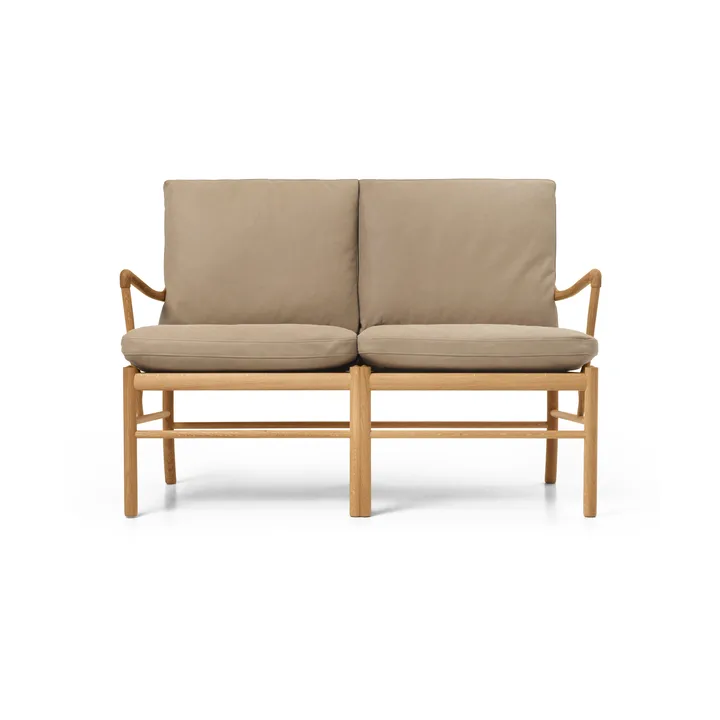 OW149-2 Colonial sofa 2-seter - Terra 20366-oljet eik - Carl Hansen & Søn