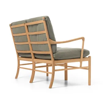 OW149-2 Colonial sofa 2-seter - Terra 20368-oljet eik - Carl Hansen & Søn
