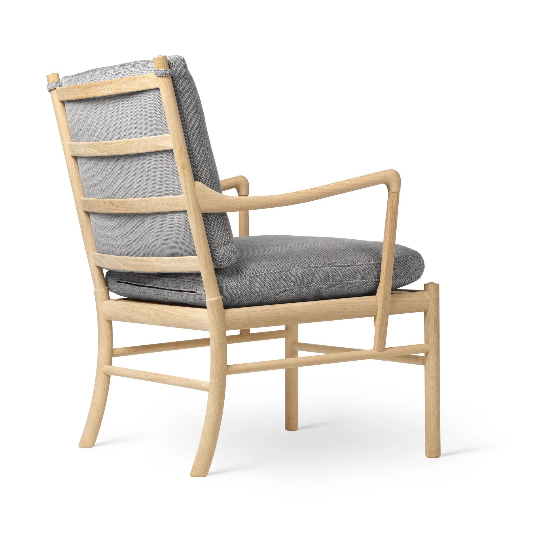 OW149 Colonial chair lenestol, Re-wool 0158-såpet eik Carl Hansen & Søn