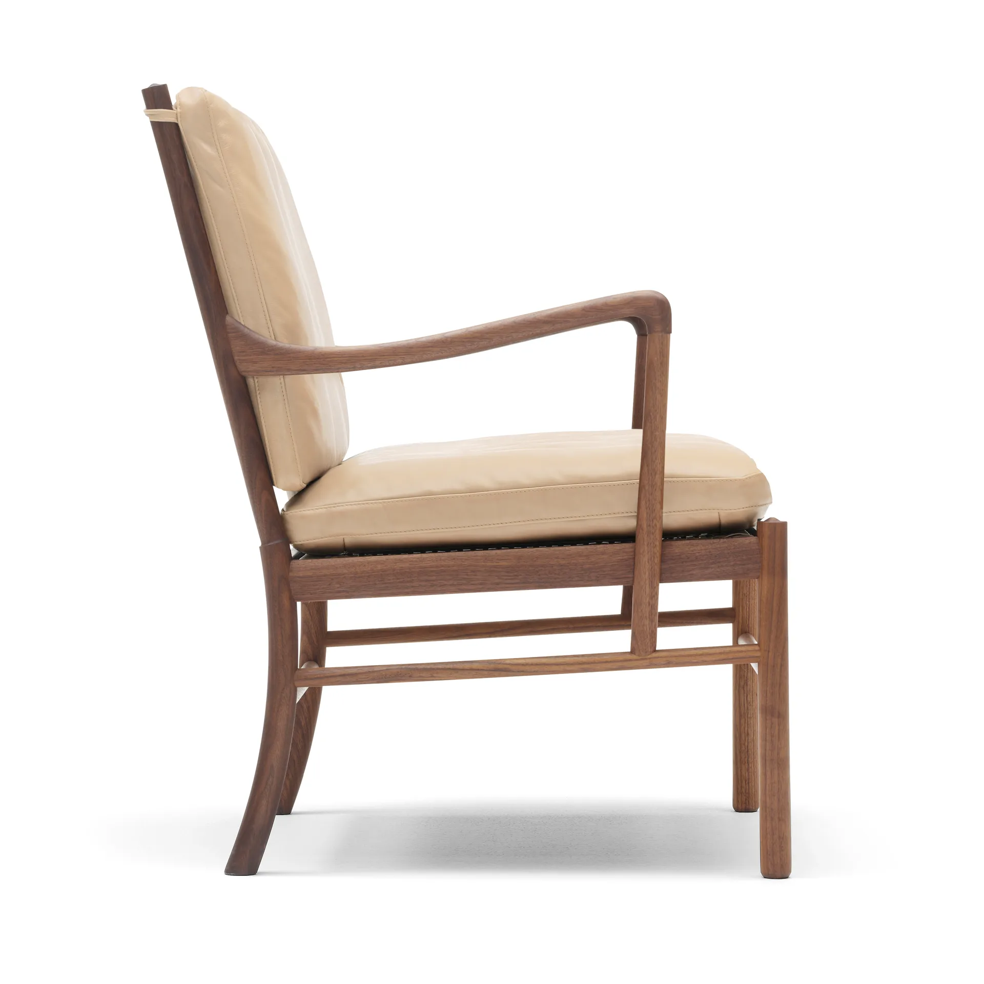 OW149 Colonial chair lenestol, Sif 90 lær-oljet valnøtt Carl Hansen & Søn