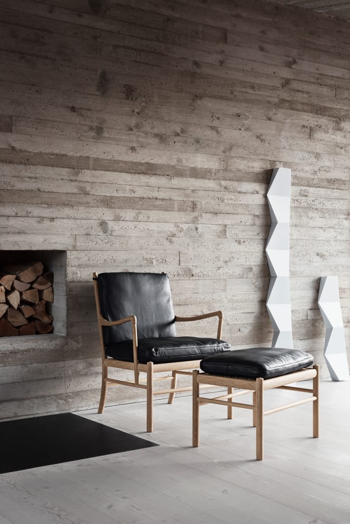 OW149 Colonial chair lenestol, Sif 95-såpet eik Carl Hansen & Søn