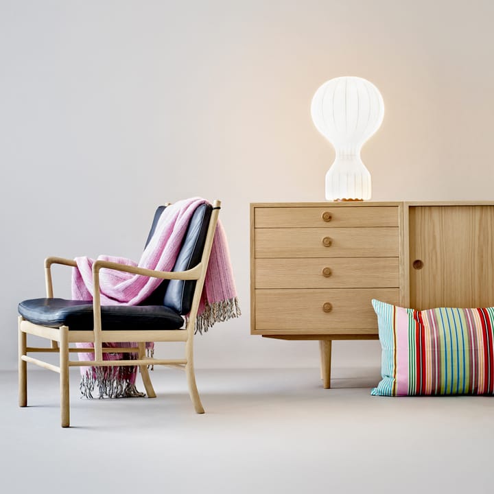 OW149 Colonial chair lenestol, Thor 301 svart-svartlakkert eik Carl Hansen & Søn