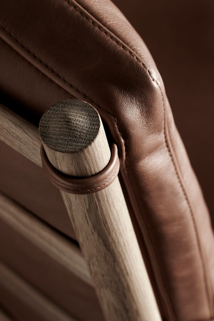 OW149 Colonial chair lenestol, Thor 307-såpet eik Carl Hansen & Søn