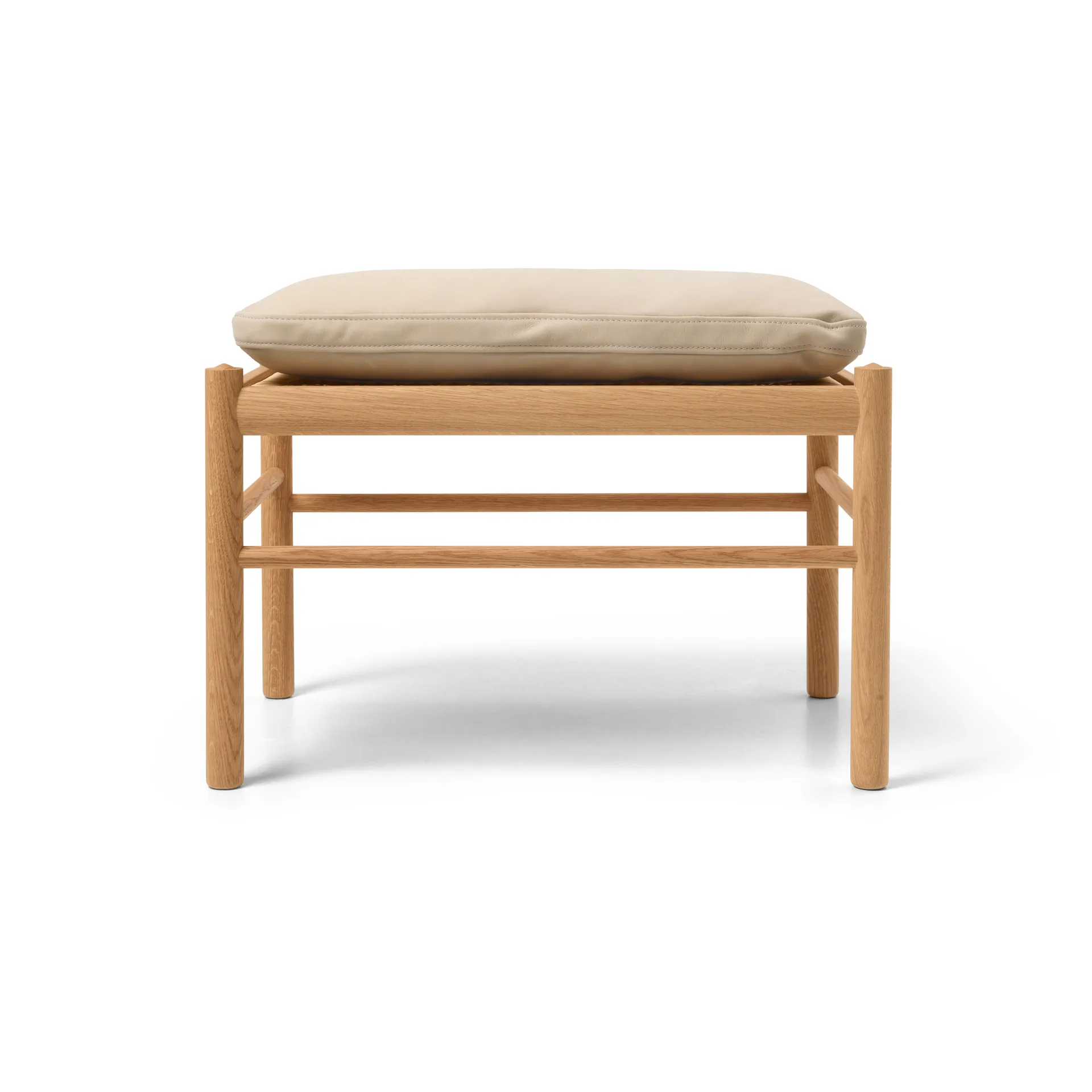 OW149F Colonial fotskammel, Terra 20365-oljet eik Carl Hansen & Søn