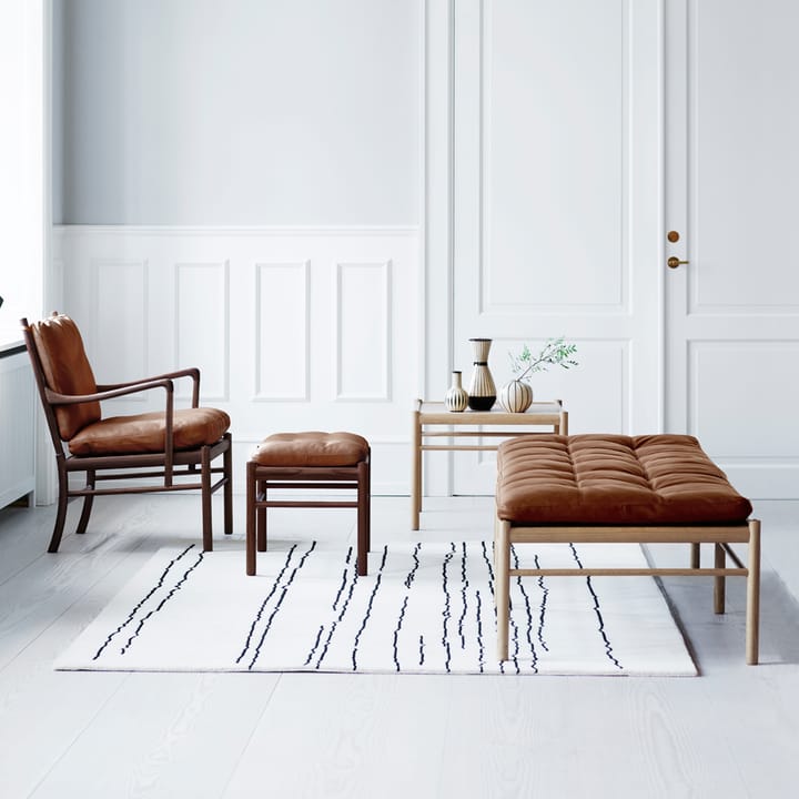 OW150 dagbed, Lær loke 7050 brun- Oljet eik Carl Hansen & Søn