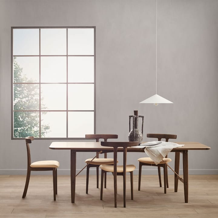 OW58 T-stol, Rewool 358 stoff-Såpad eik Carl Hansen & Søn