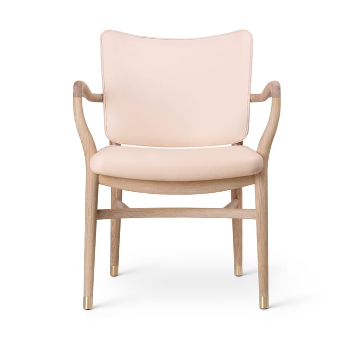 VLA61 Monarch chair armlenestol - Oljebehandlet eik-Sif 90 lær - Carl Hansen & Søn