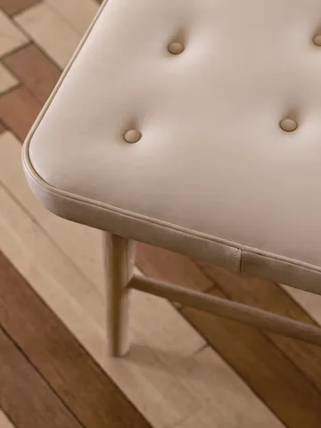 VLA75L Foyer benk - Oljad ek-sif 90 læder, 250 cm - Carl Hansen & Søn