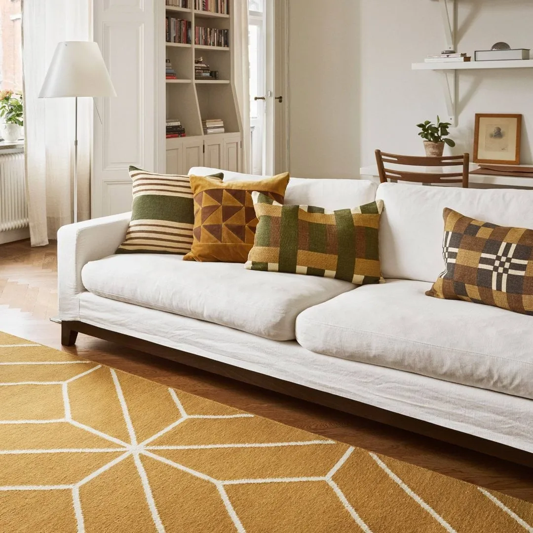 Ayur teppe, Masala Yellow-Off White, 320x230 cm Chhatwal & Jonsson