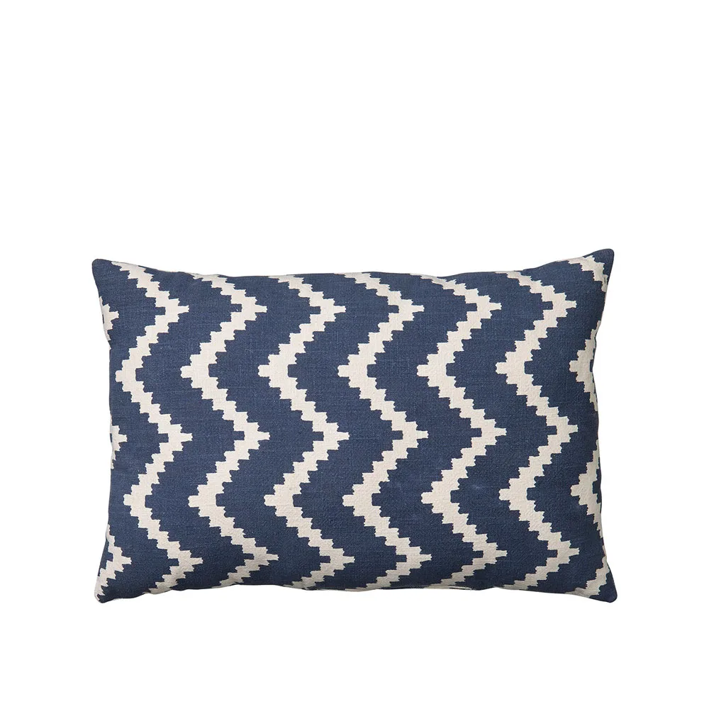 Ikat Sema pute, Blue/off-white, 40 cm Chhatwal & Jonsson