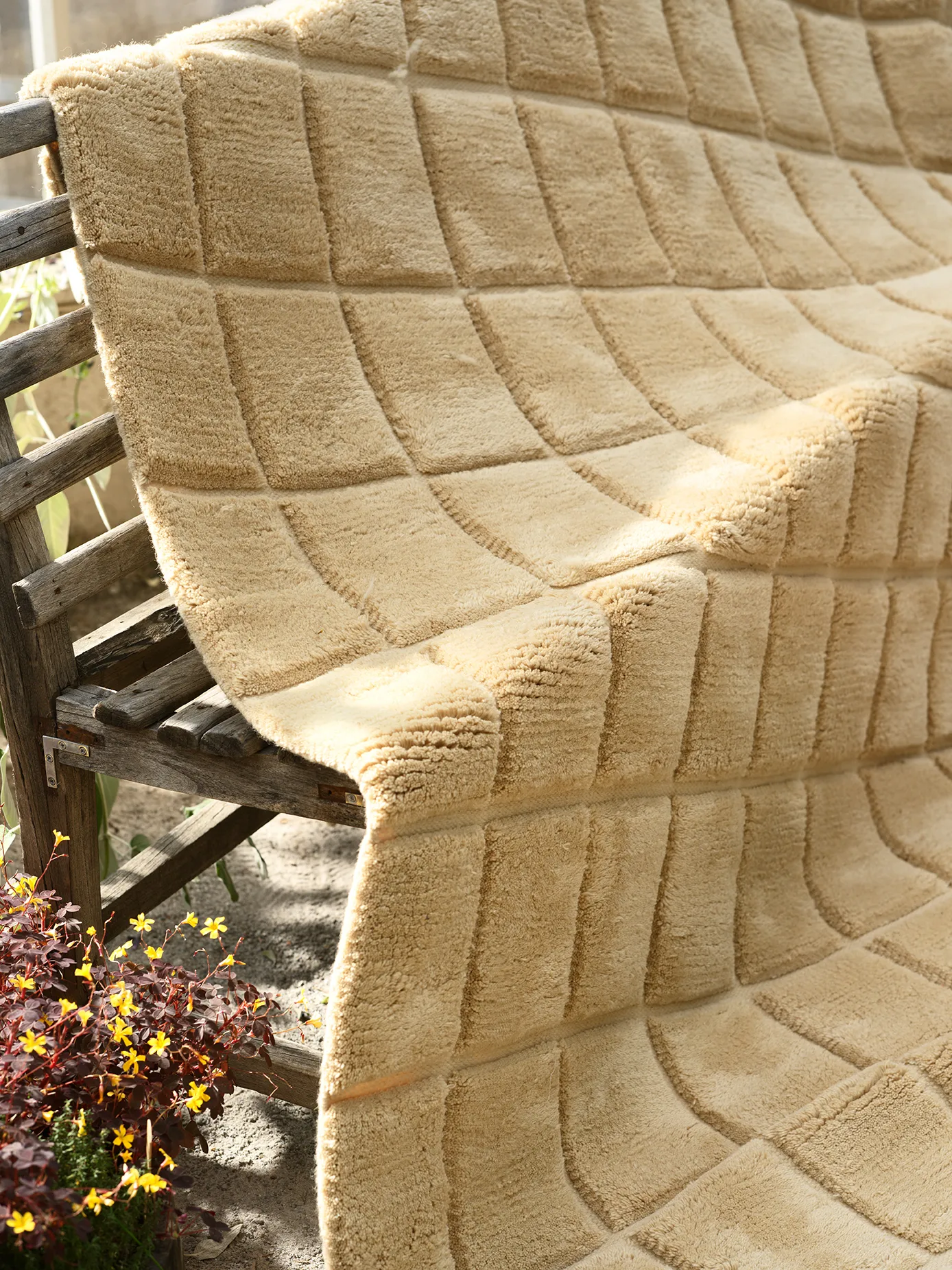 Loha teppe 177 x 239 cm, Light Beige Chhatwal & Jonsson