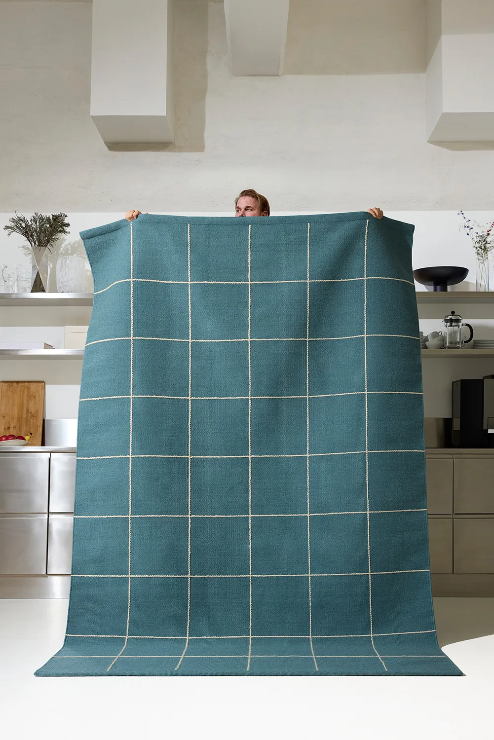 Milan teppe, Heaven blue-off white, 230x320 cm Chhatwal & Jonsson