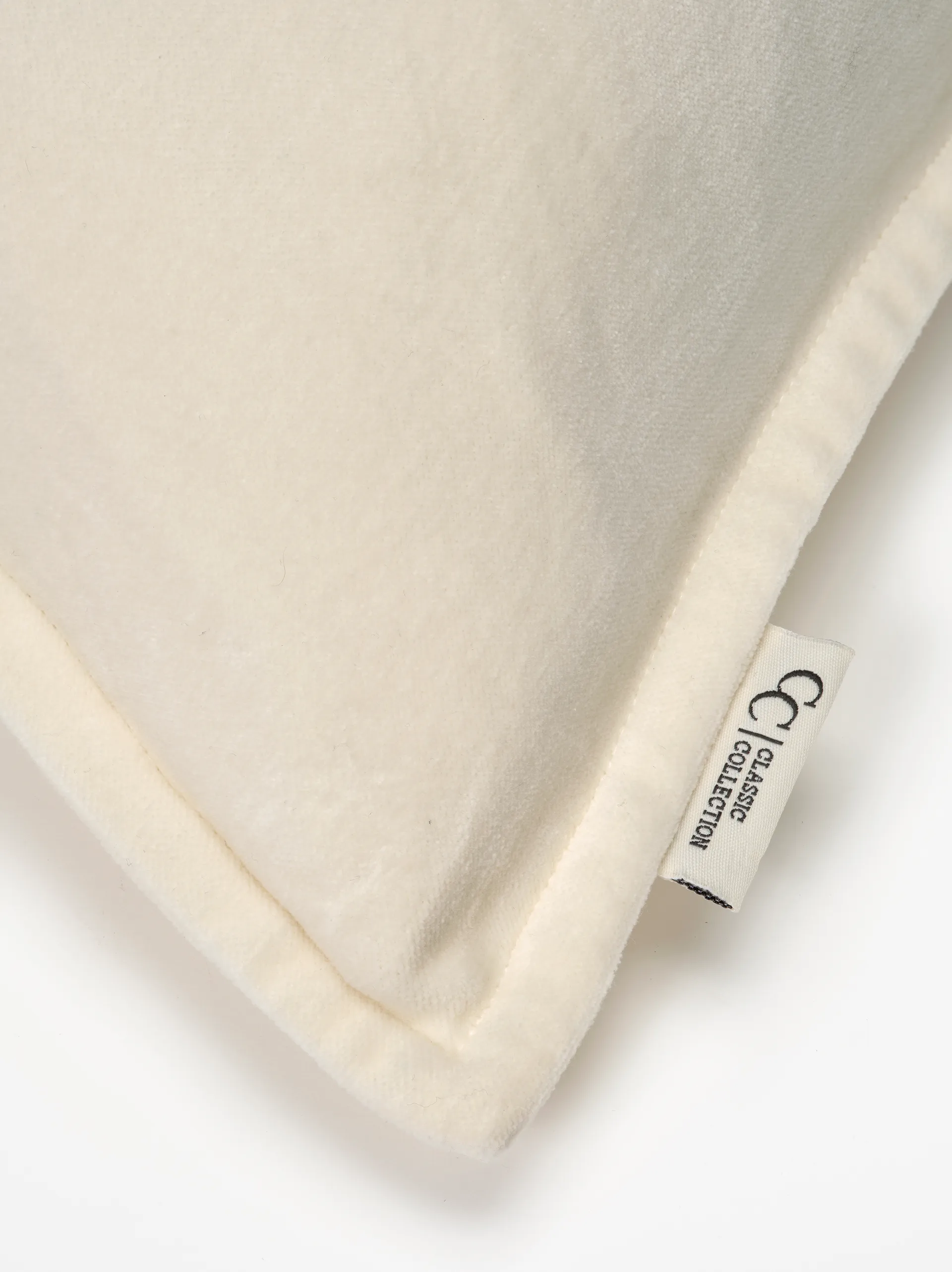 Classic Velvet putetrekk 50x50 cm, Hvit Classic Collection