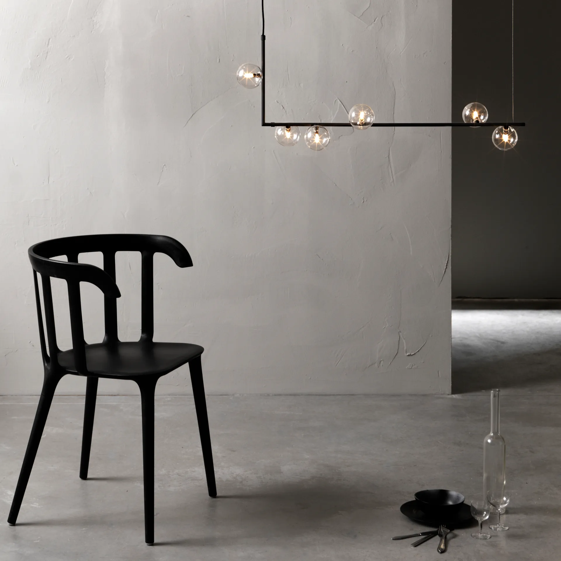 Air 73 taklampe, Svart CO Bankeryd