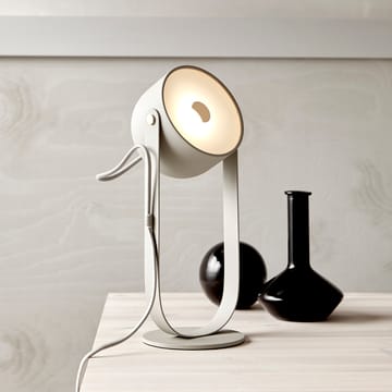 Svejk 13 bordlampe - Beige-messing - CO Bankeryd