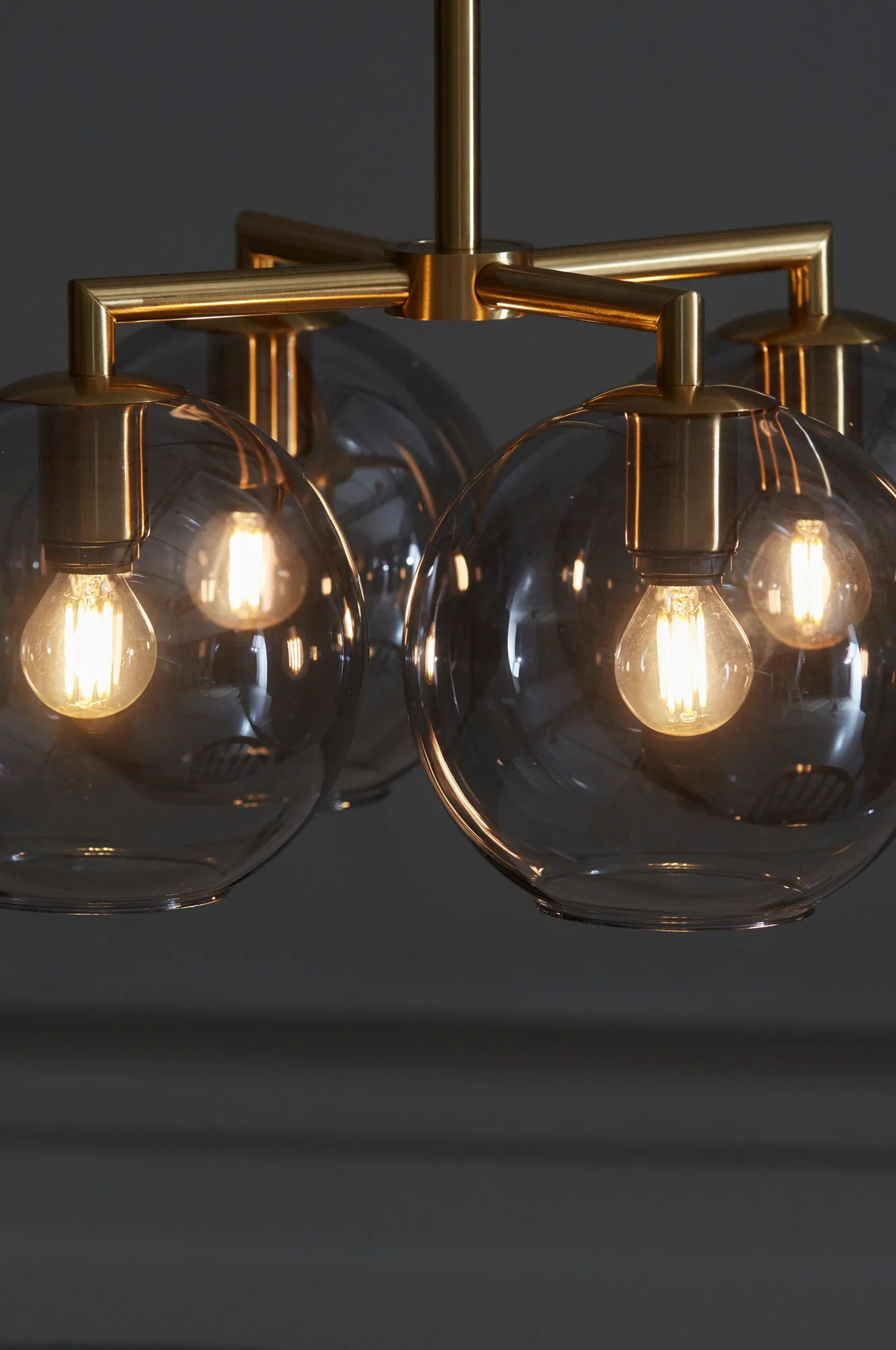 Ture pendel 30 cm, Messing-røykfarget glass CO Bankeryd