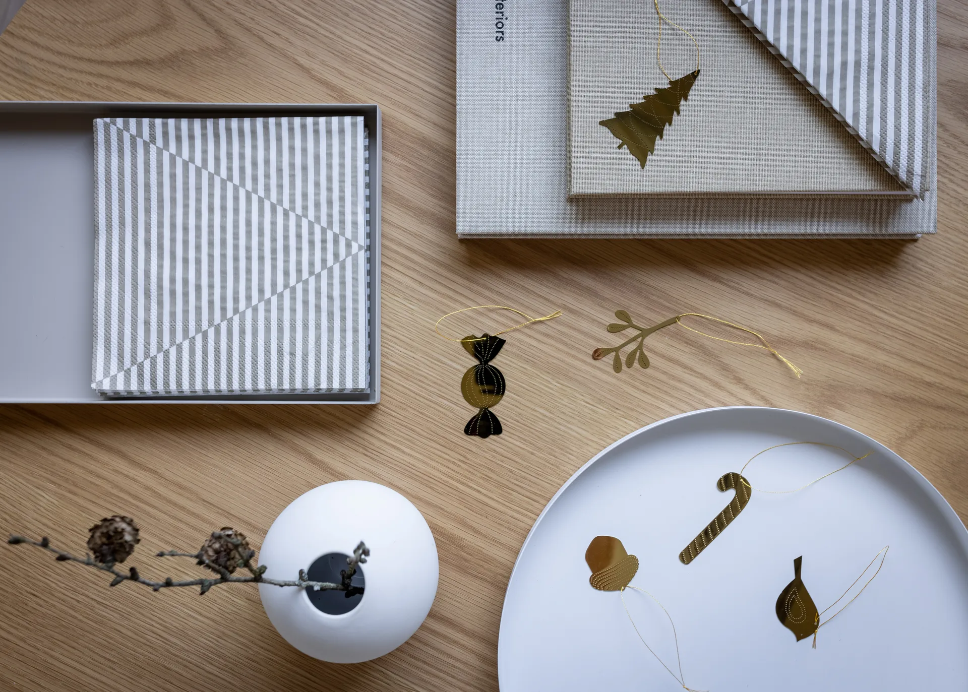 Cooee juletrepynt messing 4-pakning, Mistletoe Cooee Design