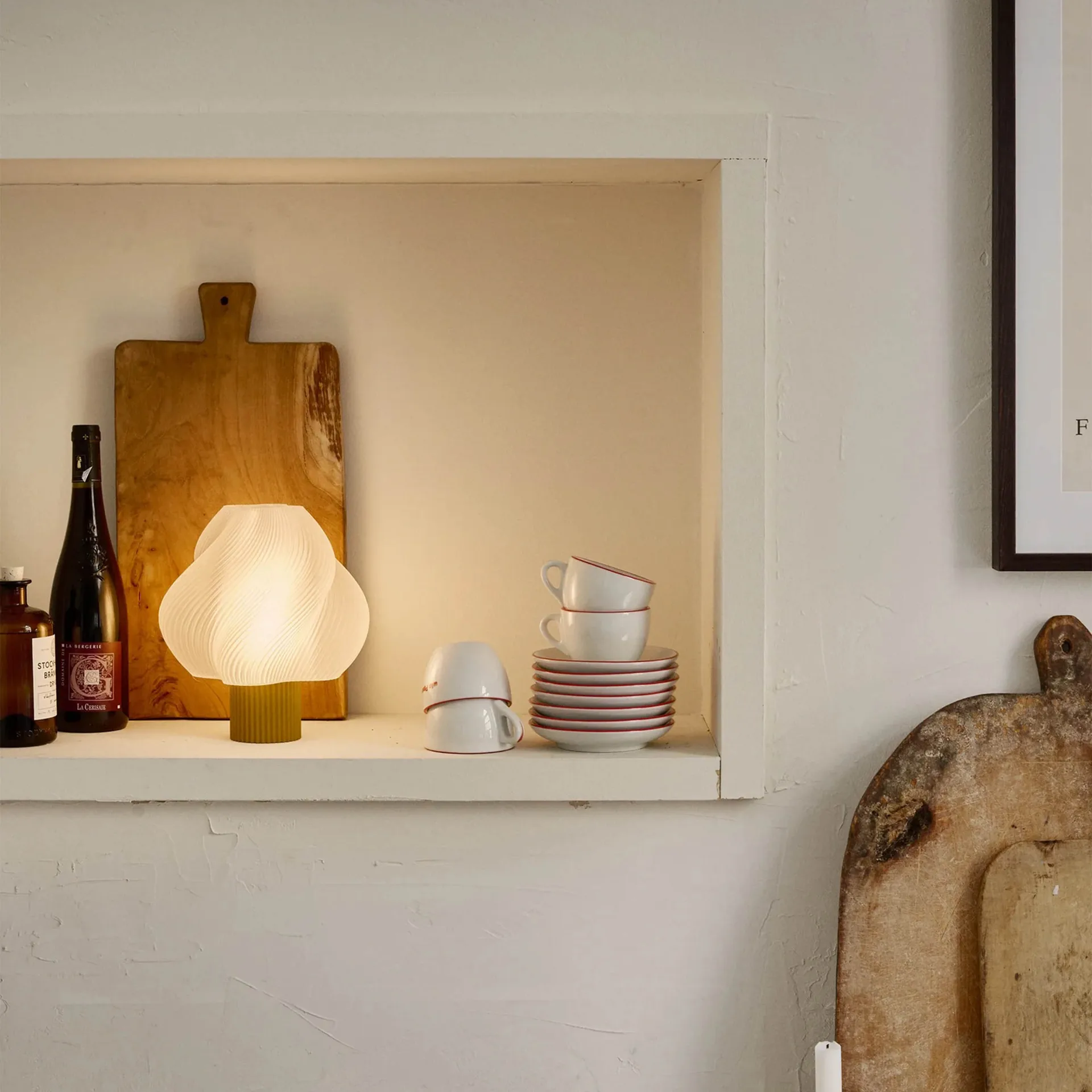 Soft Serve portabel bordlampe, Cloudberry, 23 cm Crème Atelier