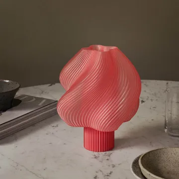 Soft Serve portabel bordlampe - Peach sorbet, 23 cm - Crème Atelier